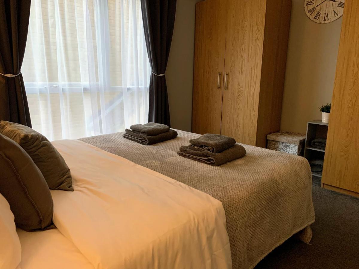 Modern Cosy Warm Home With Free Parking Chelmsford Exterior foto